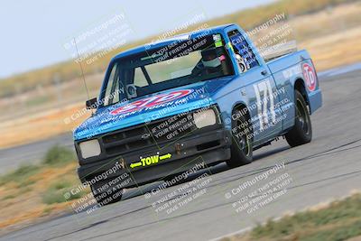 media/Oct-01-2023-24 Hours of Lemons (Sun) [[82277b781d]]/920am (Star Mazda Exit)/